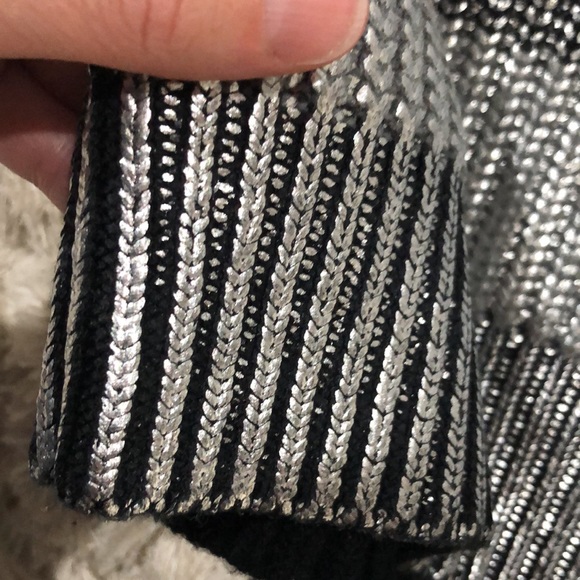 MICHAEL Michael KORS Metallic Grey & Black Stripped sweater - Picture 11 of 17